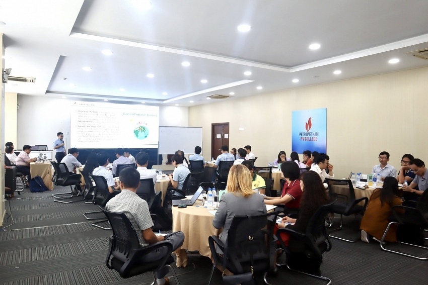 Khóa đào tạo “Thích ứng với biến đổi khí hậu, cắt giảm khí nhà kính của Tập đoàn Dầu Khí Việt Nam và các đơn vị” Petrovietnam tổ chức khóa đào tạo “Thích ứng với biến đổi khí hậu, cắt giảm khí nhà kính”