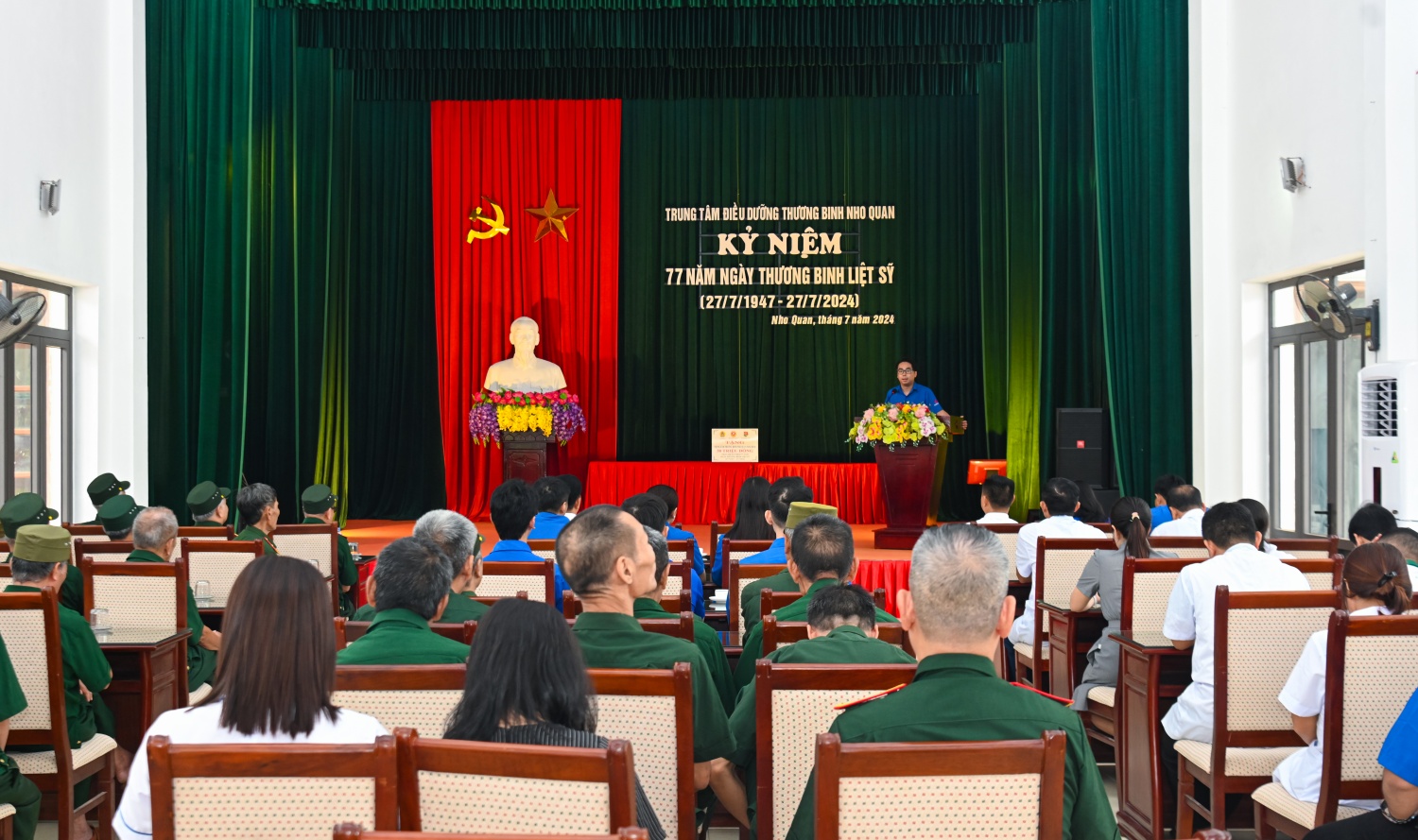 Đoàn Thanh niên Petrovietnam thăm và tặng quà các thương, bệnh binh tại Ninh Bình và Hà Nam Đoàn Thanh niên Tập đoàn thăm và tặng quà các thương, bệnh binh tại Ninh Bình và Hà Nam