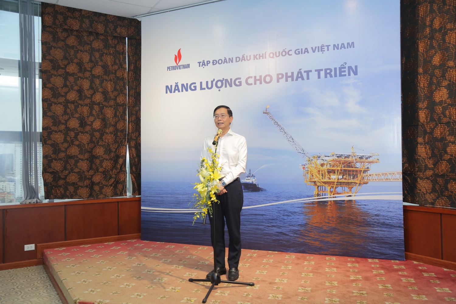 Đảng uỷ Tập đoàn Dầu khí Việt Nam tổ chức gặp mặt nhân kỷ niệm 94 năm Ngày truyền thống ngành Tuyên giáo của Đảng Gặp mặt Ban tuyên giáo Đảng uỷ