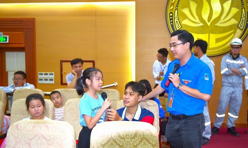 PTSC M&C tổ chức hoạt động hướng về cội nguồn cho thanh, thiếu nhi PTSC M&C tổ chức hoạt động hướng về cội nguồn cho thanh, thiếu nhi