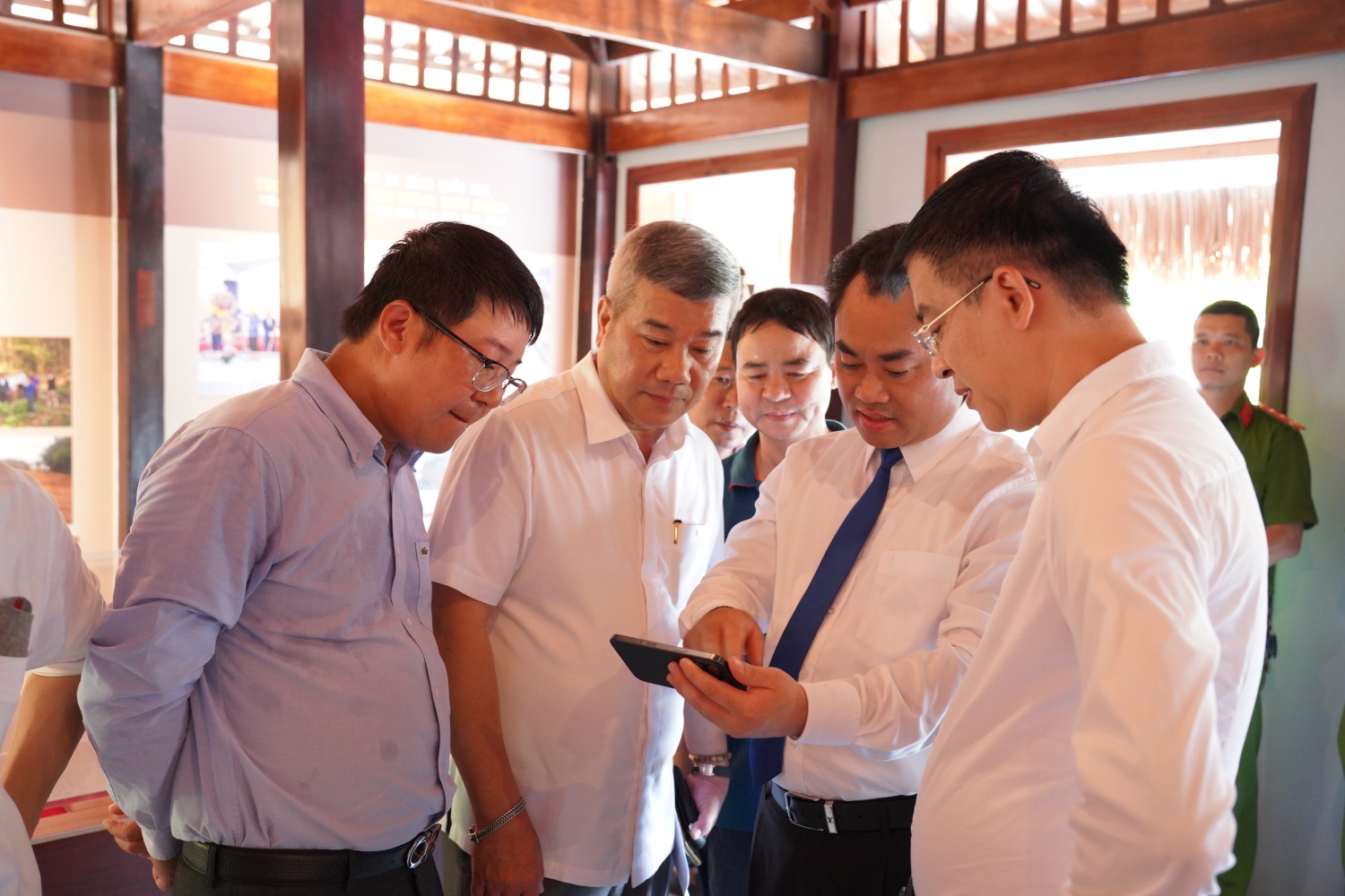 Khánh thành và bàn giao công trình tu bổ, tôn tạo Di tích Quốc gia Địa điểm Trường dạy làm báo Huỳnh Thúc Kháng Khánh thành và bàn giao công trình tu bổ, tôn tạo Di tích Quốc gia Địa điểm Trường dạy làm báo Huỳnh Thúc Kháng