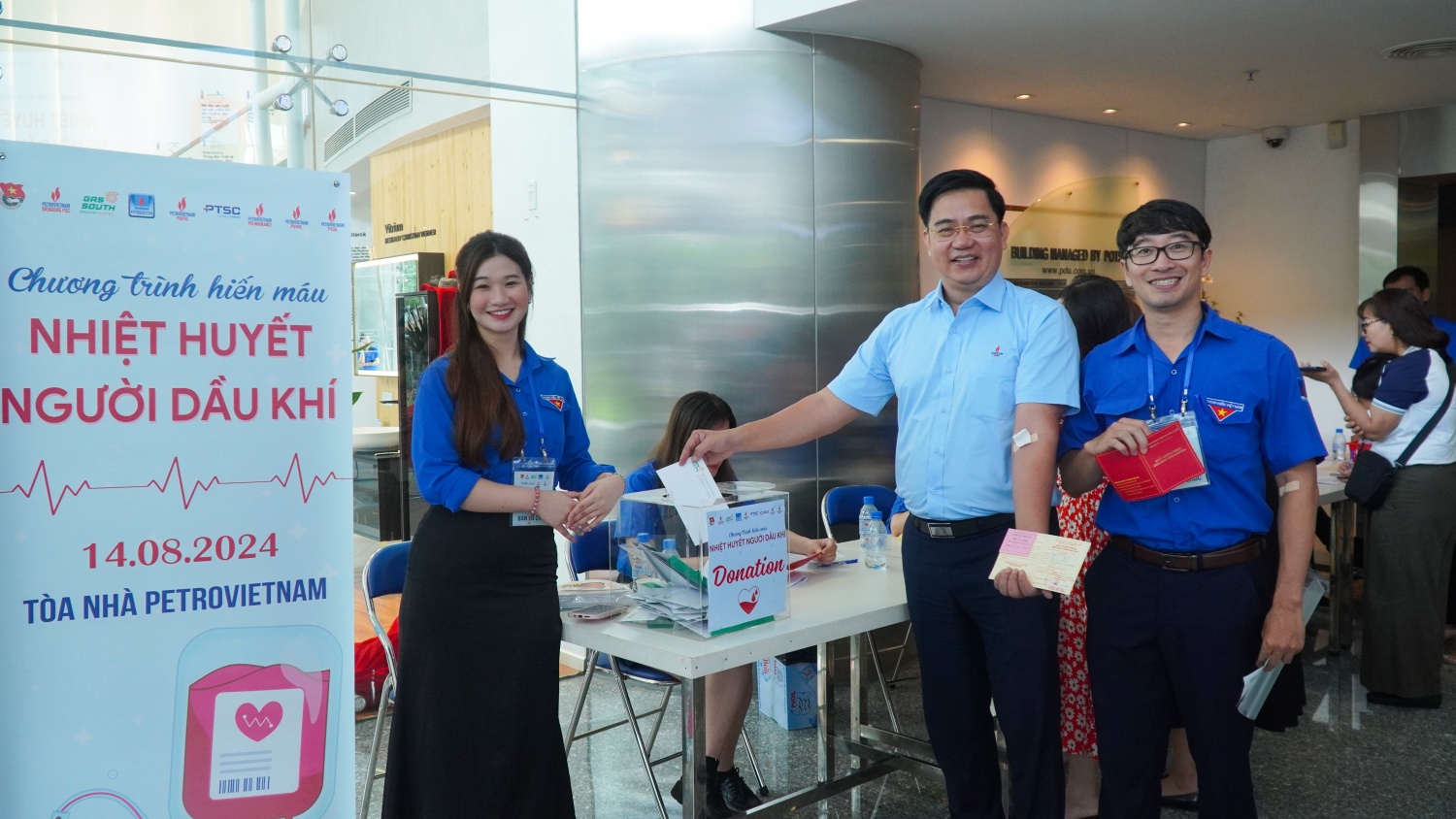 Các đơn vị Dầu khí khu vực TP HCM tham gia hiến máu nhân đạo Các đơn vị Dầu khí khu vực TP HCM tổ chức hiến máu nhân đạo