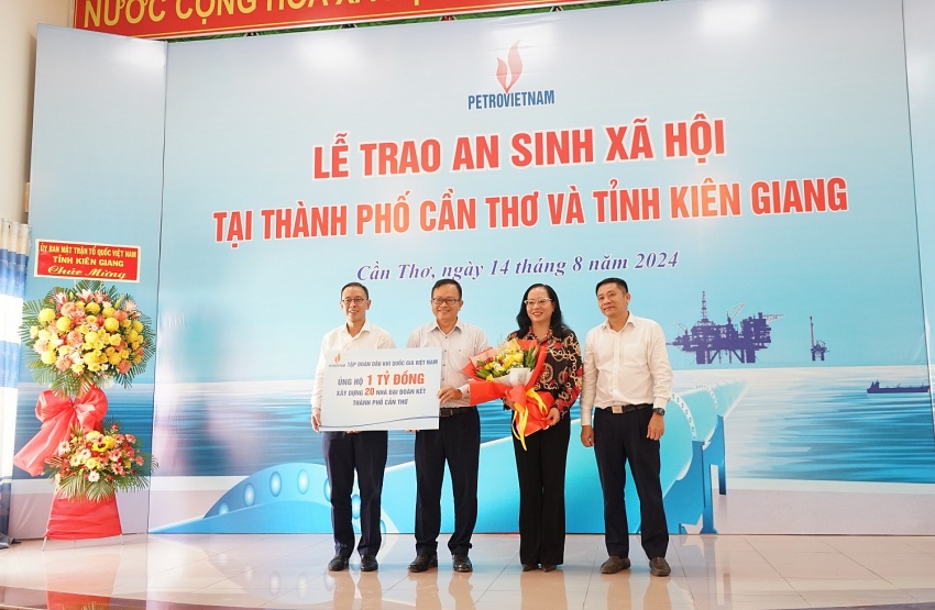 Petrovietnam thực hiện an sinh xã hội và phát động trồng cây tại TP Cần Thơ Petrovietnam ủng hộ 6 tỷ đồng xây nhà Đại đoàn kết tại Cần Thơ và Kiên Giang