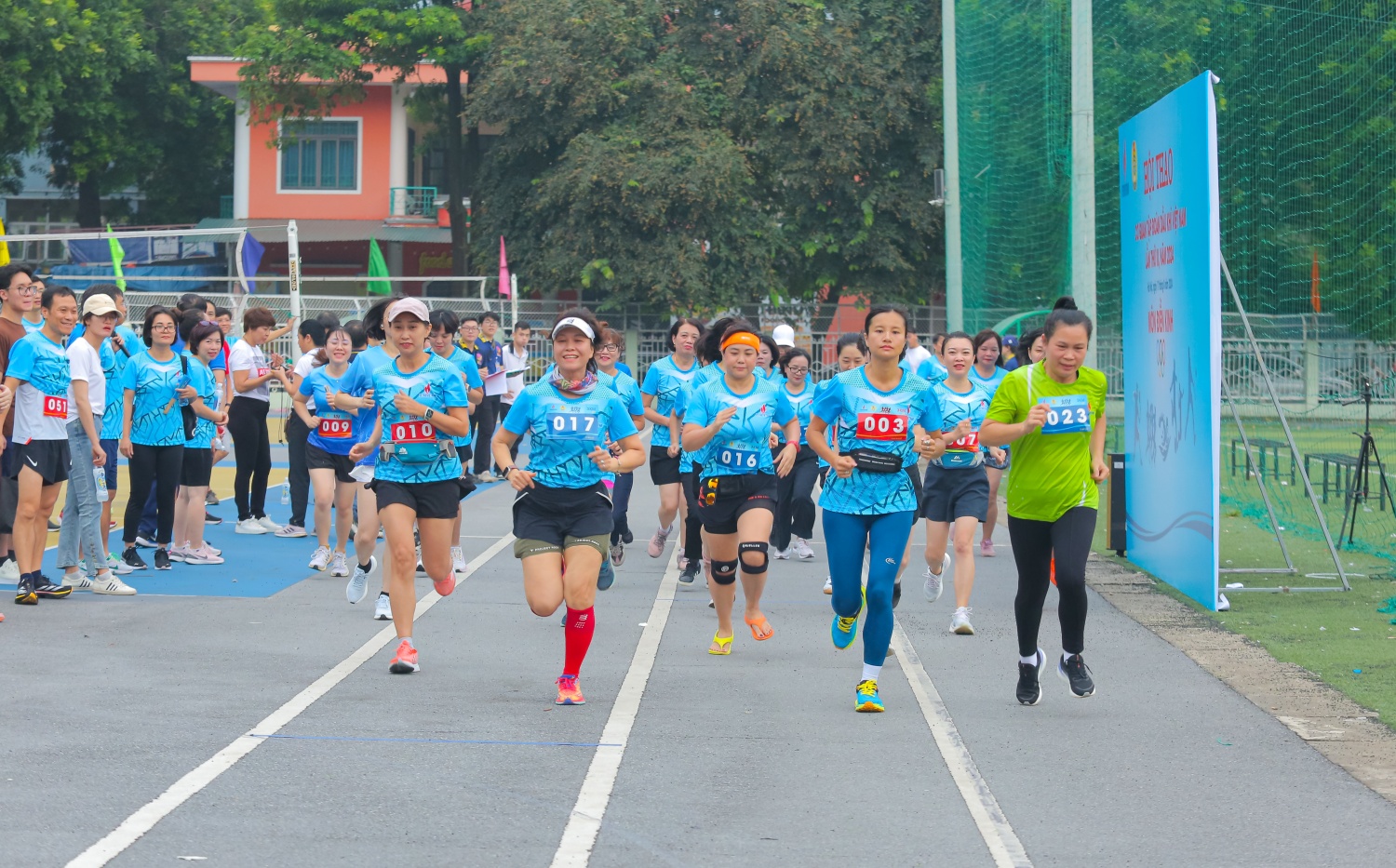 Sôi nổi tranh tài nhiều bộ môn tại Hội thao Cơ quan Tập đoàn lần thứ III Sôi nổi tranh tài nhiều bộ môn tại Hội thao Cơ quan Tập đoàn lần thứ III