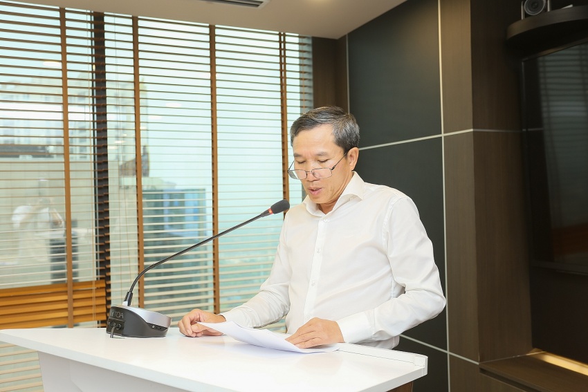 Đồng chí Hoàng Ngọc Trung - Ủy viên Ban Thường Vụ Đảng ủy – Trưởng Ban tuyên giáo, Phó Tổng Giám đốc, Phó Trưởng Ban Thường trực Ban chỉ đạo công tác VHDN&5S PVEP phát biểu khai mạc tại chương trình Đồng chí Hoàng Ngọc Trung - Ủy viên Ban Thường Vụ Đảng ủy – Trưởng Ban tuyên giáo, Phó Tổng Giám đốc, Phó Trưởng Ban Thường trực Ban chỉ đạo công tác VHDN&5S PVEP phát biểu khai mạc tại chương trình