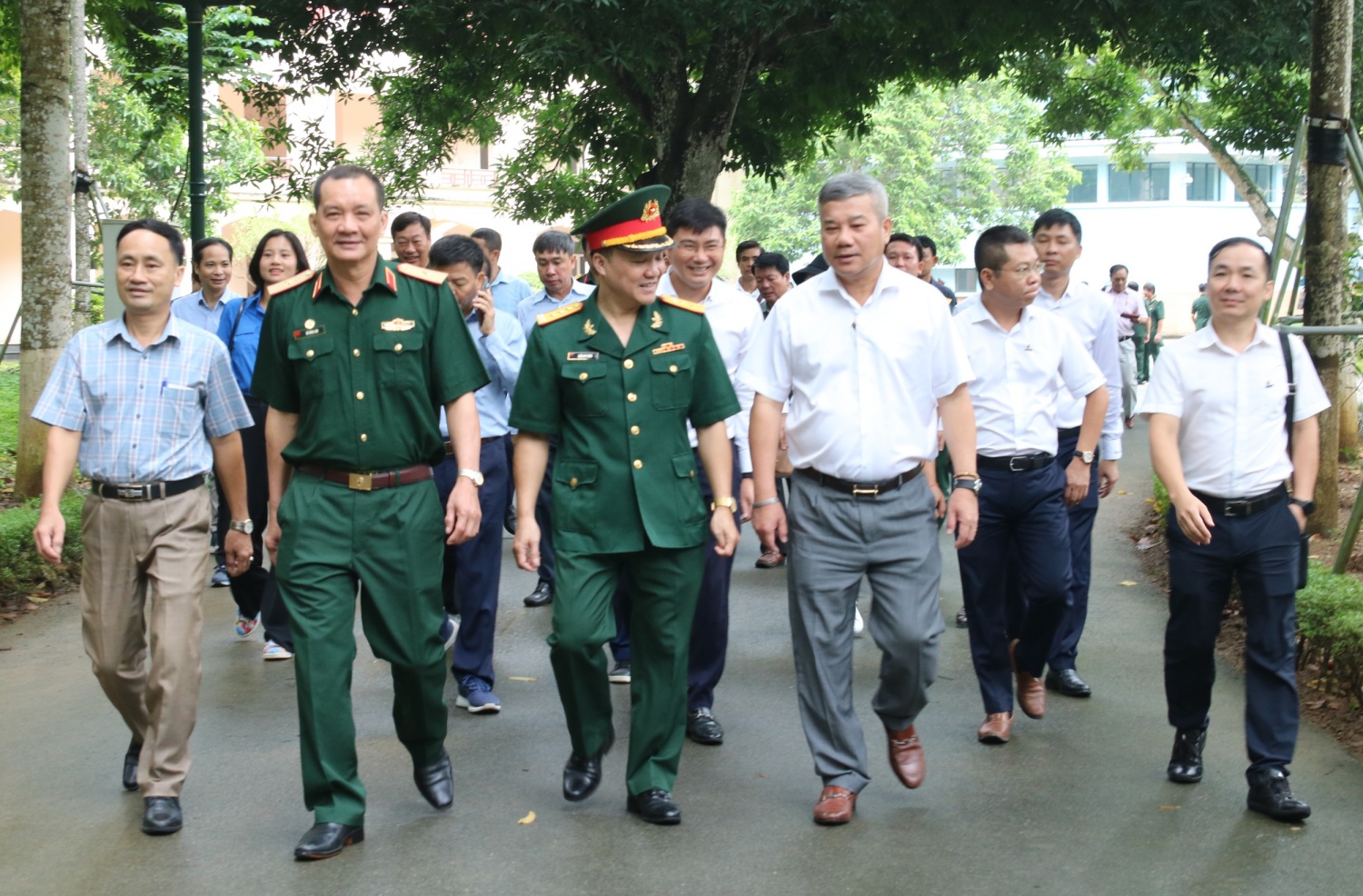 Đoàn đại biểu Petrovietnam dâng hương tưởng niệm Chủ tịch Hồ Chí Minh tại Khu di tích lịch sử K9 - Đá Chông Đoàn đại biểu Petrovietnam dâng hương tưởng niệm Chủ tịch Hồ Chí Minh tại Khu di tích lịch sử K9 - Đá Chông