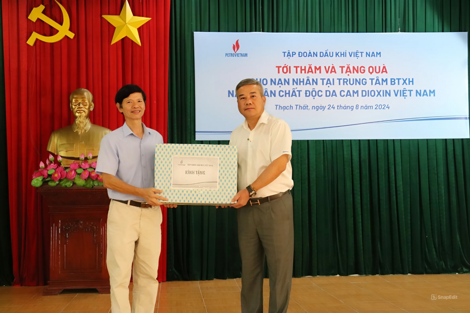 Petrovietnam tiếp tục đồng hành xoa dịu nỗi đau da cam Petrovietnam tiếp tục đồng hành xoa dịu nỗi đau da cam