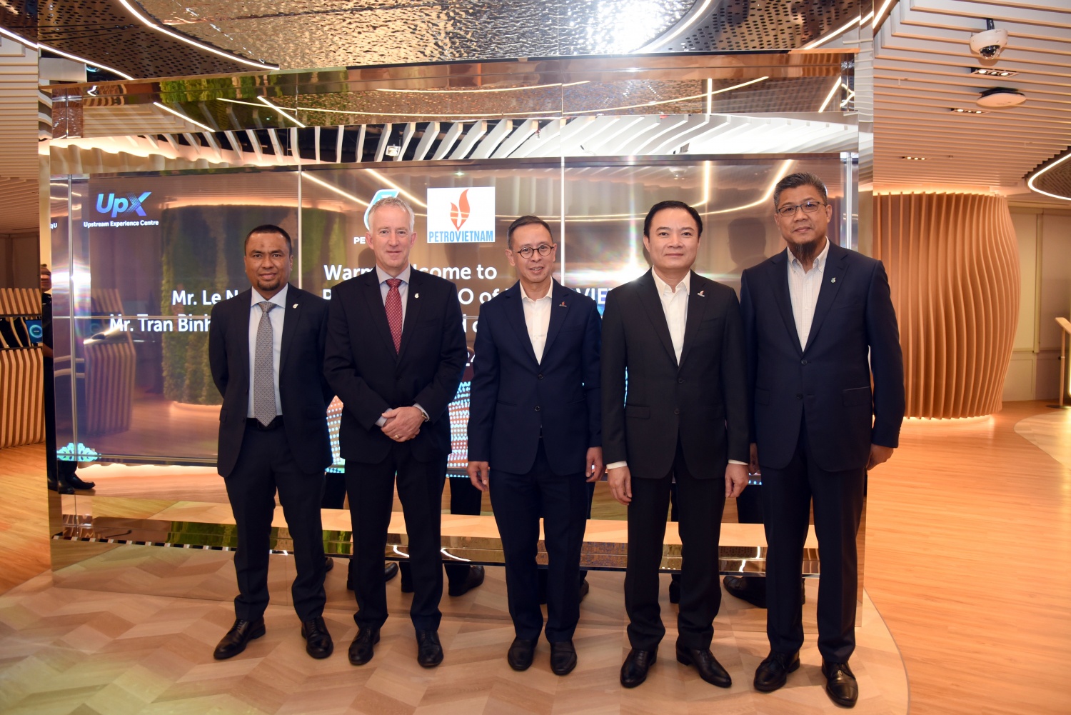 Petrovietnam – Petronas: Mối quan hệ hợp tác hữu nghị, cùng phát triển Petrovietnam - Petronas: Mối quan hệ hợp tác hữu nghị, cùng phát triển