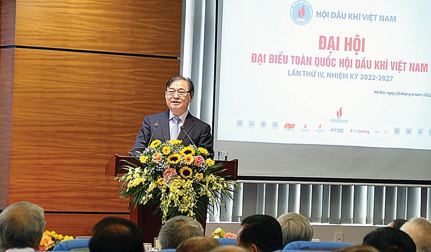TSKH Phan Xuân Dũng: Hội Dầu khí Việt Nam đã có nhiều đóng góp lớn cho sự phát triển của ngành Dầu khí TSKH Phan Xuân Dũng: Hội Dầu khí Việt Nam đã có nhiều đóng góp lớn cho sự phát triển của ngành Dầu khí