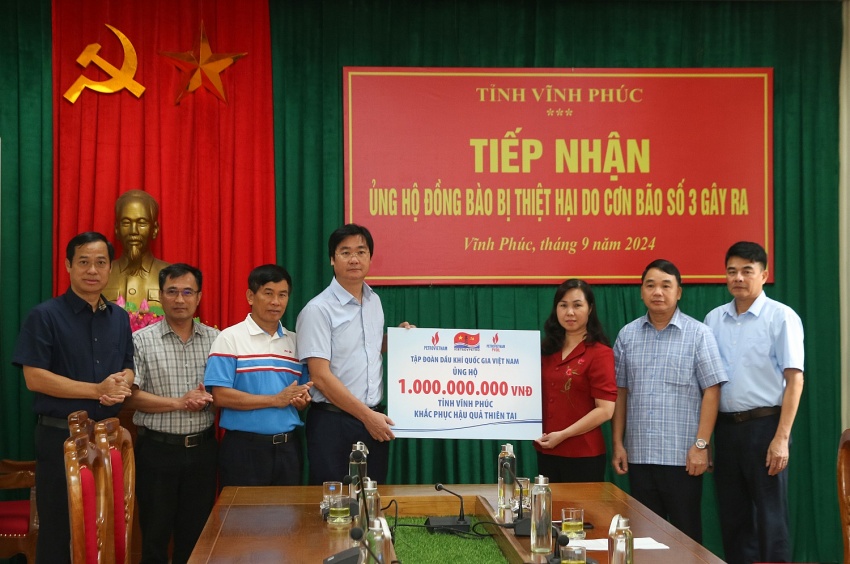 Petrovietnam hỗ trợ tỉnh Vĩnh Phúc và Phú Thọ khắc phục hậu quả do bão số 3 gây ra Petrovietnam hỗ trợ tỉnh Vĩnh Phúc và Phú Thọ khắc phục hậu quả do bão số 3 gây ra