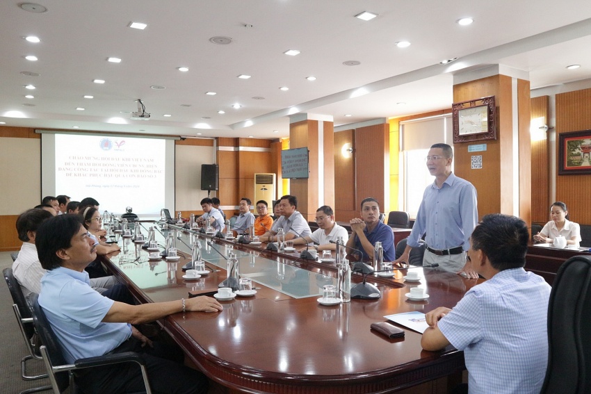 Hội Dầu khí Việt Nam trao nghĩa tình đến Người lao động Dầu khí bị ảnh hưởng bão số 3 Hội Dầu khí Việt Nam trao nghĩa tình đến Người lao động Dầu khí bị ảnh hưởng bão số 3