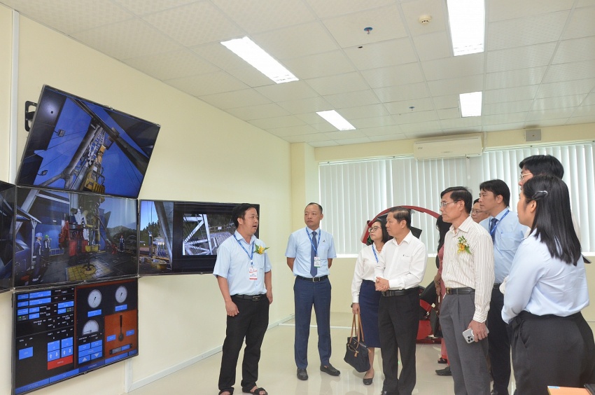 Sôi nổi khai mạc Hội thi tay nghề Dầu khí lần thứ VIII Khơi dậy niềm đam mê, lòng tự hào nghề nghiệp trong mỗi NLĐ Dầu khí
