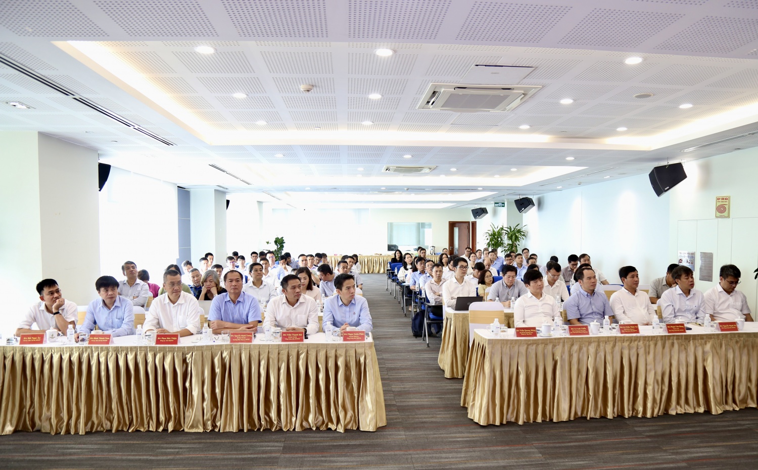 Chuỗi dự án khí điện Lô B – Ô Môn tổ chức phổ biến, triển khai thực hiện Kết luận 76-KL/TW Chuỗi dự án khí điện Lô B – Ô Môn tổ chức phổ biến, triển khai thực hiện Kết luận 76
