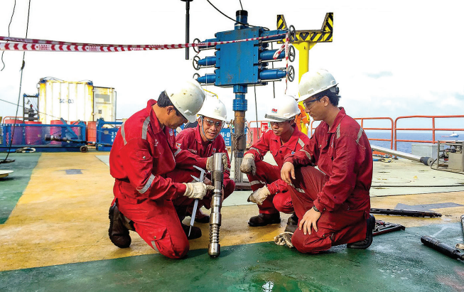 Hội Dầu Khí Việt Nam thúc đẩy công tác đào tạo, phát triển nguồn nhân lực Dầu khí Hội Dầu Khí Việt Nam thúc đẩy công tác đào tạo, phát triển nguồn nhân lực Dầu khí