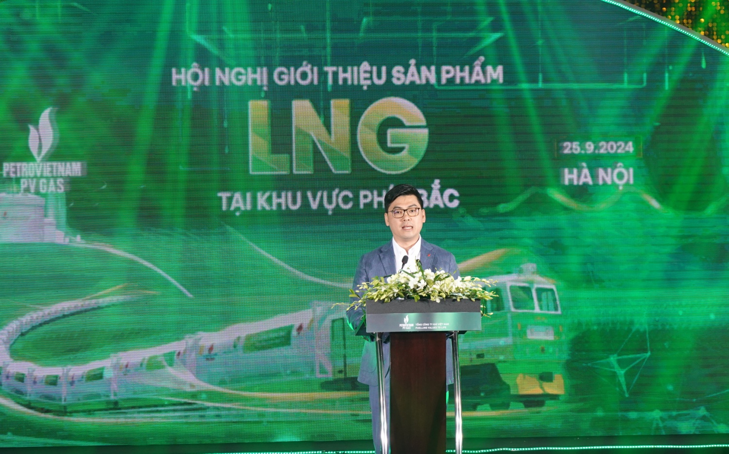 Đại diện Lãnh đạo PV GAS phát biểu khai mạc Đại diện Lãnh đạo PV GAS phát biểu khai mạc