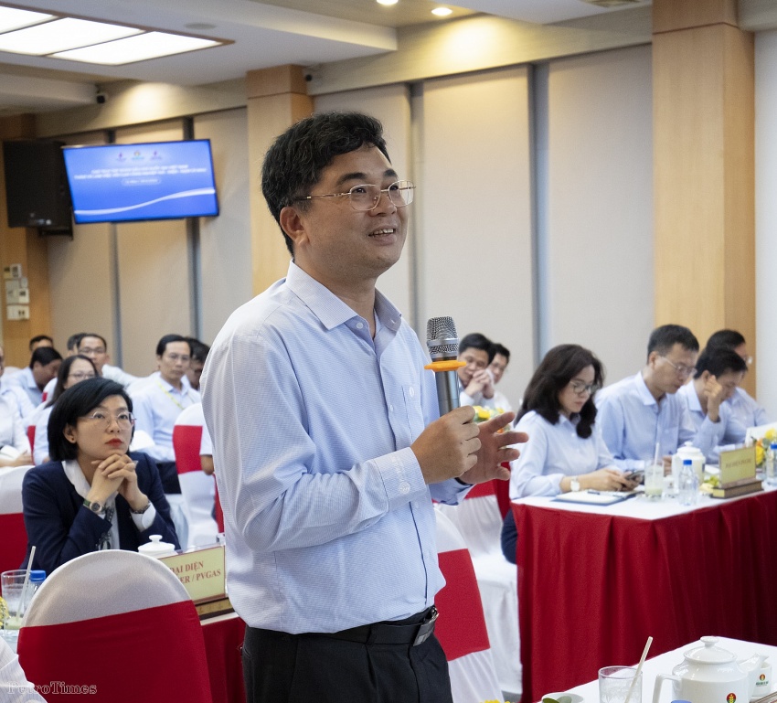 Chủ tịch HĐTV Petrovietnam Lê Mạnh Hùng làm việc với Cụm Khí - Điện - Đạm Cà Mau về định hướng phát triển Chủ tịch HĐTV Petrovietnam Lê Mạnh Hùng làm việc với Cụm Khí - Điện - Đạm Cà Mau về định hướng phát triển