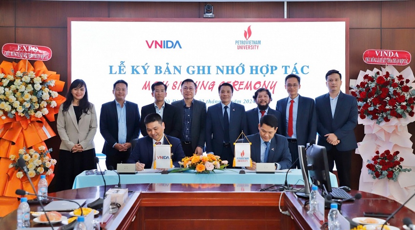 PVU Tăng cường nâng cao năng lực đào tạo, nghiên cứu và dịch vụ theo xu hướng phát triển bền vững PVU Tăng cường nâng cao năng lực đào tạo, nghiên cứu và dịch vụ theo xu hướng phát triển bền vững