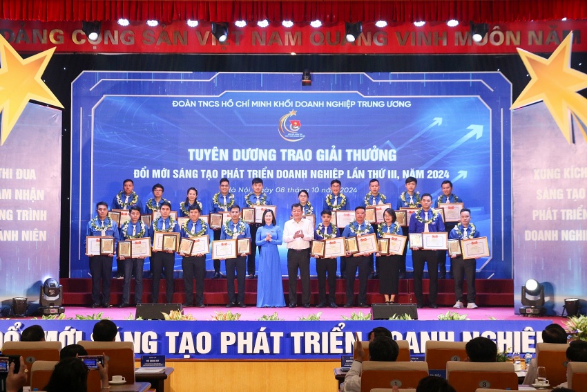 Tuổi trẻ Dầu khí đạt Giải thưởng đổi mới sáng tạo phát triển doanh nghiệp lần thứ III, năm 2024 Tuổi trẻ Dầu khí đạt Giải thưởng đổi mới sáng tạo phát triển doanh nghiệp lần thứ III, năm 2024