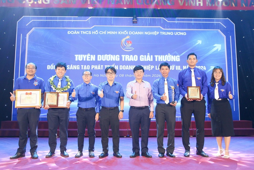 Tuổi trẻ Dầu khí đạt Giải thưởng đổi mới sáng tạo phát triển doanh nghiệp lần thứ III, năm 2024 Tuổi trẻ Dầu khí đạt Giải thưởng đổi mới sáng tạo phát triển doanh nghiệp lần thứ III, năm 2024