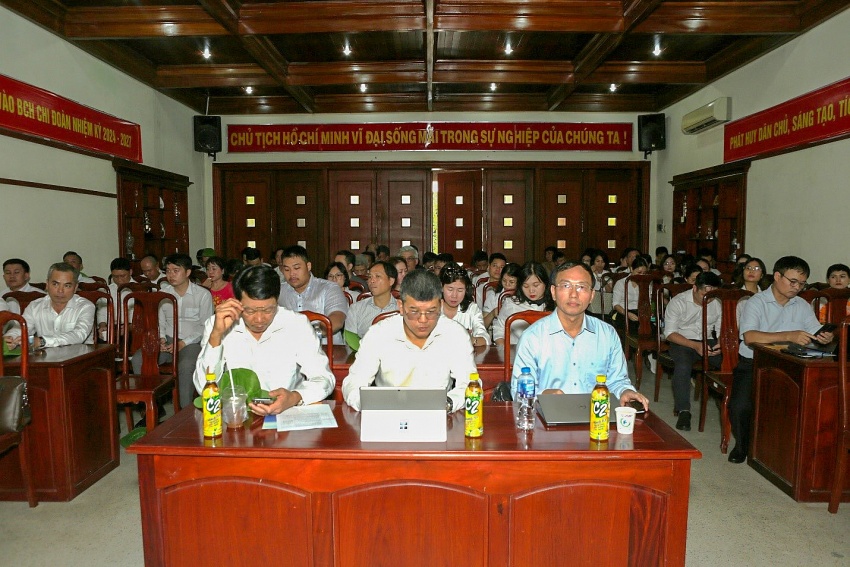 Đại biểu PVEP tại Toạ đàm Đại biểu PVEP tại Toạ đàm