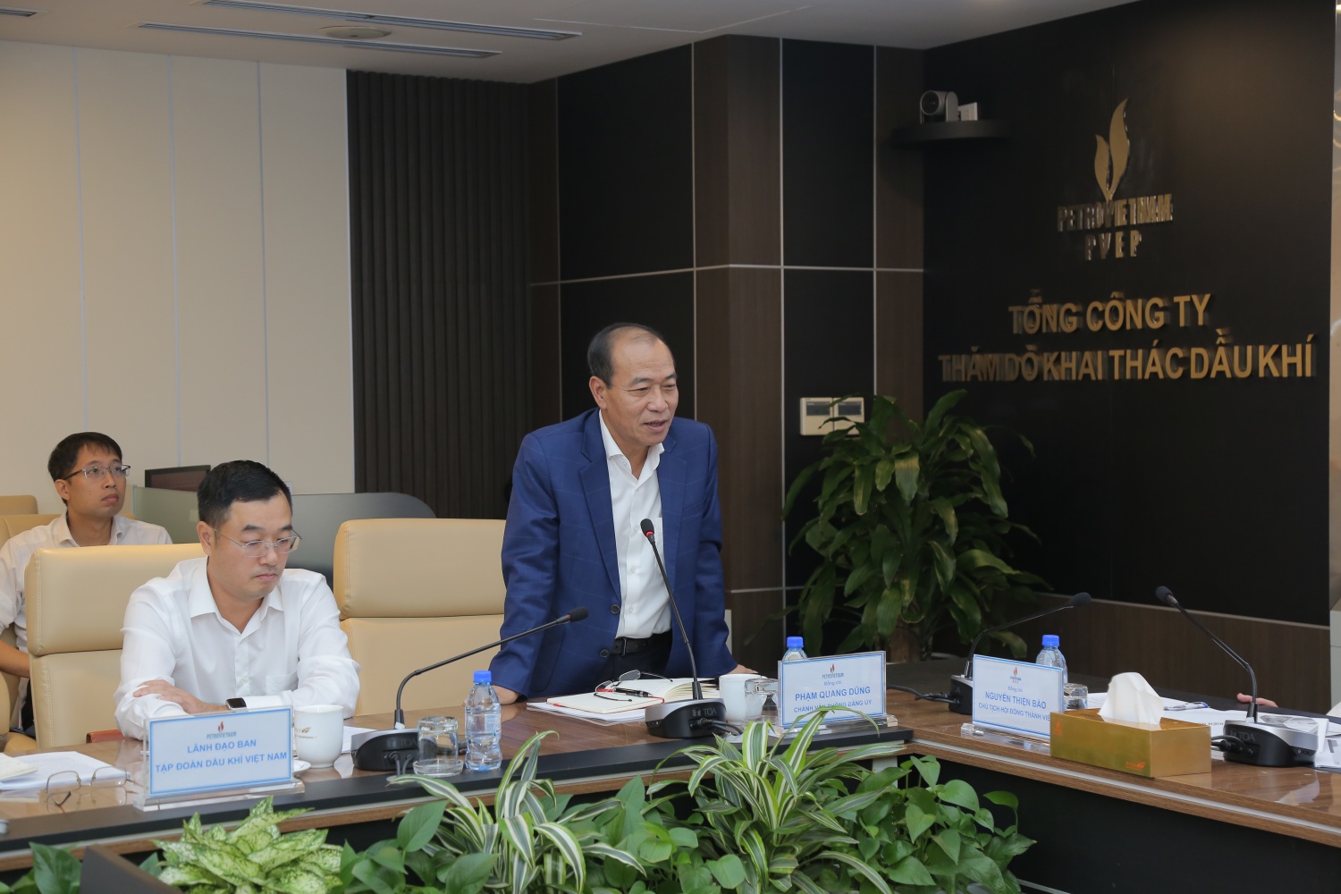 PVEP quyết tâm hoàn thành vượt mức nhiệm vụ 3 tháng cuối năm 2024 PVEP quyết tâm hoàn thành vượt mức nhiệm vụ 3 tháng cuối năm 2024