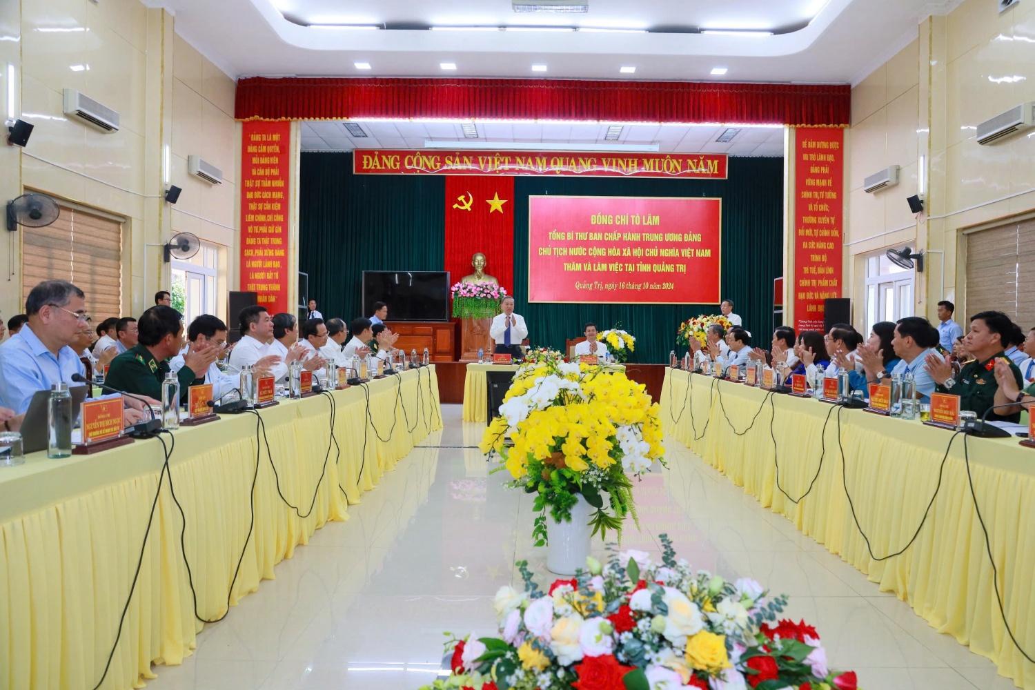 Tổng Bí thư, Chủ tịch nước Tô Lâm: Tỉnh Quảng Trị có tiềm năng phát triển thành trung tâm năng lượng tái tạo Tổng Bí thư, Chủ tịch nước Tô Lâm: Tỉnh Quảng Trị có tiềm năng phát triển thành trung tâm năng lượng tái tạo