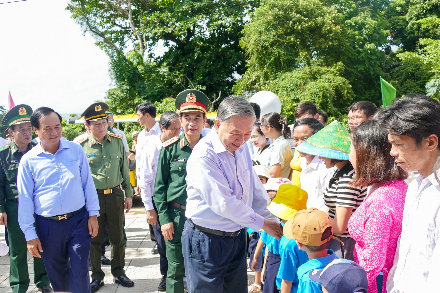 Tổng Bí thư, Chủ tịch nước Tô Lâm: Tỉnh Quảng Trị có tiềm năng phát triển thành trung tâm năng lượng tái tạo Tổng Bí thư, Chủ tịch nước Tô Lâm: Tỉnh Quảng Trị có tiềm năng phát triển thành trung tâm năng lượng tái tạo