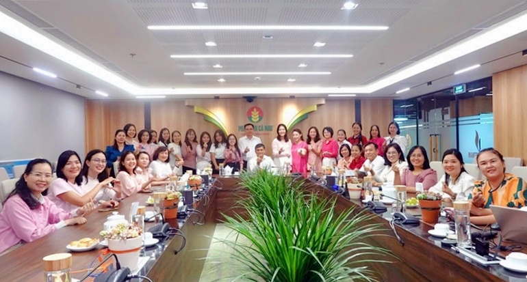 Phụ nữ PVCFC: “Thay đổi để hạnh phúc” Phụ nữ PVCFC: “Thay đổi để hạnh phúc”