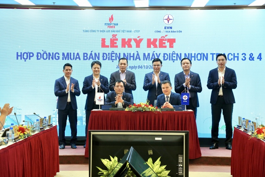 Ông Lê Như Linh, Tổng Giám đốc PV Power và ông Lê Khắc Hưng, Giám đốc EVNEPTC ký kết Hợp đồng PPA Nhà máy điện Nhơn Trạch 3&4. Ông Lê Như Linh, Tổng Giám đốc PV Power và ông Lê Khắc Hưng, Giám đốc EVNEPTC ký kết Hợp đồng PPA Nhà máy điện Nhơn Trạch 3&4.