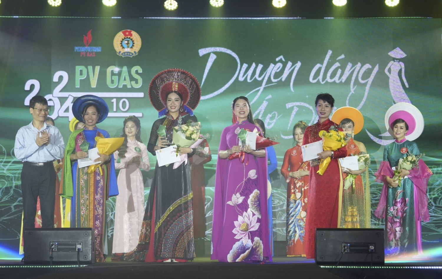 Cuộc thi “Duyên dáng Áo dài PV GAS” lan tỏa vẻ đẹp nữ ngành công nghiệp khí Cuộc thi “Duyên dáng Áo dài PV GAS” lan tỏa vẻ đẹp nữ ngành công nghiệp khí