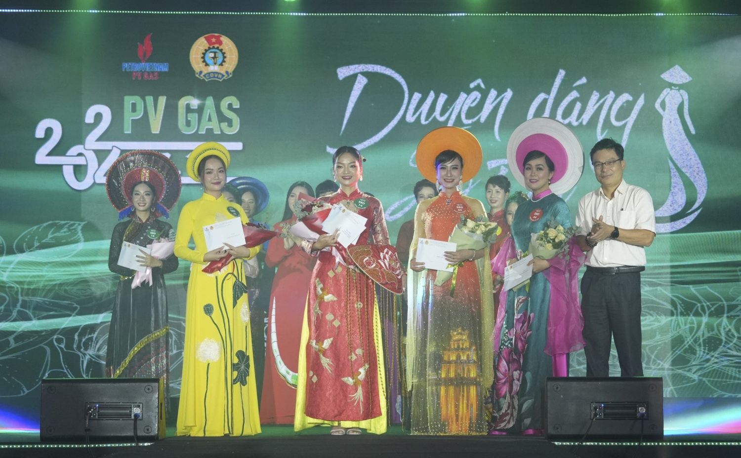 Cuộc thi “Duyên dáng Áo dài PV GAS” lan tỏa vẻ đẹp nữ ngành công nghiệp khí Cuộc thi “Duyên dáng Áo dài PV GAS” lan tỏa vẻ đẹp nữ ngành công nghiệp khí
