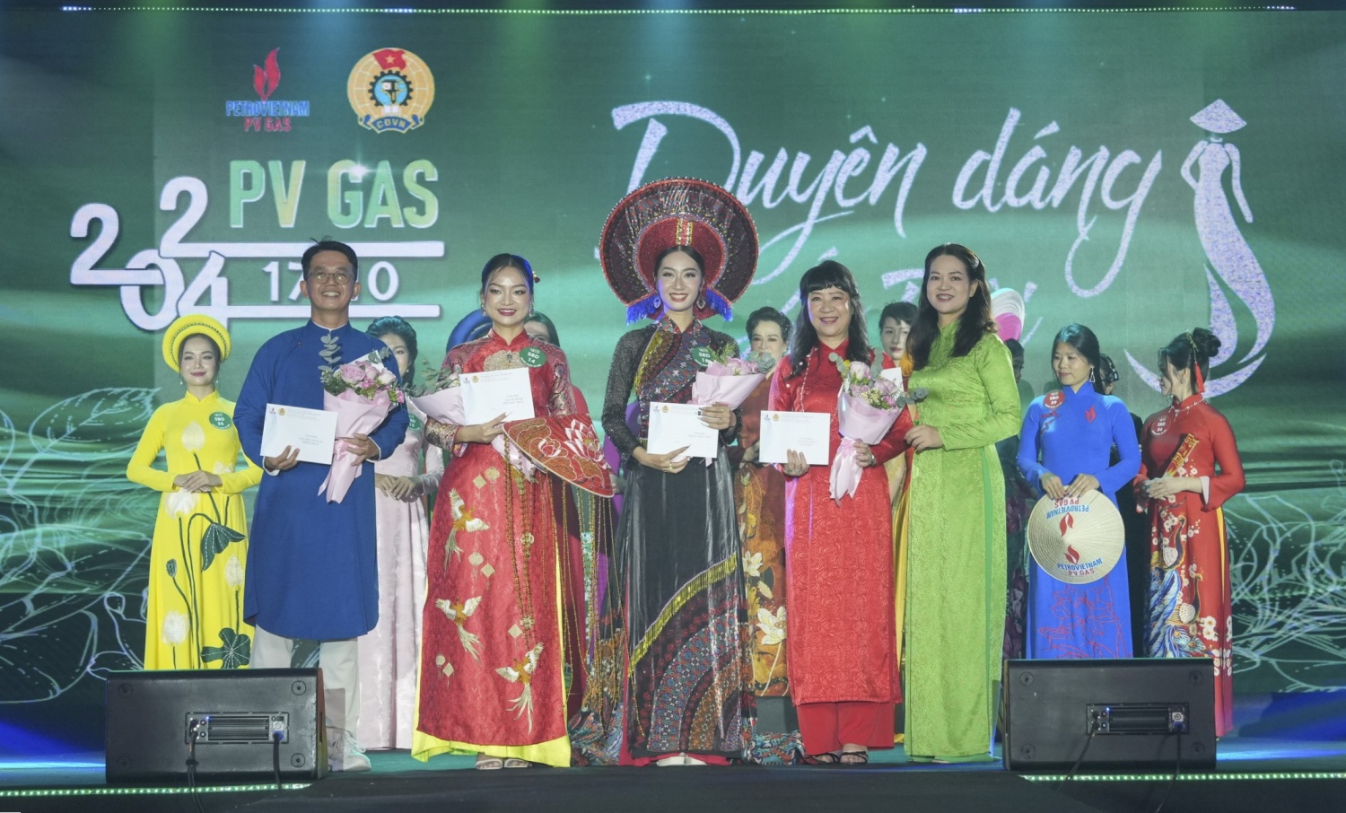 Cuộc thi “Duyên dáng Áo dài PV GAS” lan tỏa vẻ đẹp nữ ngành công nghiệp khí Cuộc thi “Duyên dáng Áo dài PV GAS” lan tỏa vẻ đẹp nữ ngành công nghiệp khí