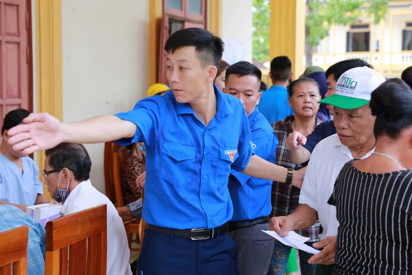 Đoàn Thanh niên PTSC đồng hành tổ chức Chương trình Đoàn Thanh niên PTSC đồng hành tổ chức Chương trình 'Chăm sóc sức khỏe Cộng đồng' tại Hà Tĩnh