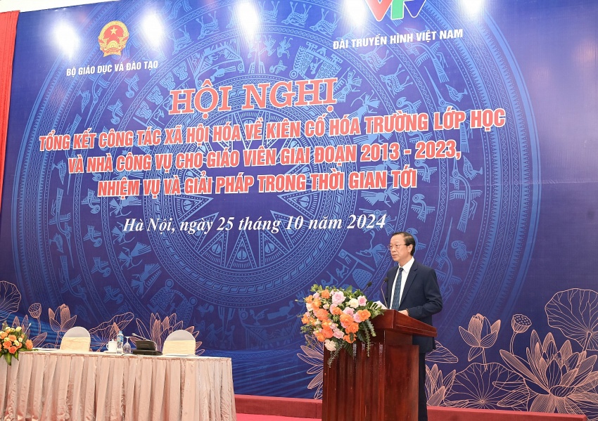 Petrovietnam và nhiều đơn vị thành viên được nhận Bằng khen trong công tác xã hội hóa, vì sự nghiệp giáo dục Petrovietnam và nhiều đơn vị thành viên được nhận Bằng khen trong công tác xã hội hóa, vì sự nghiệp giáo dục