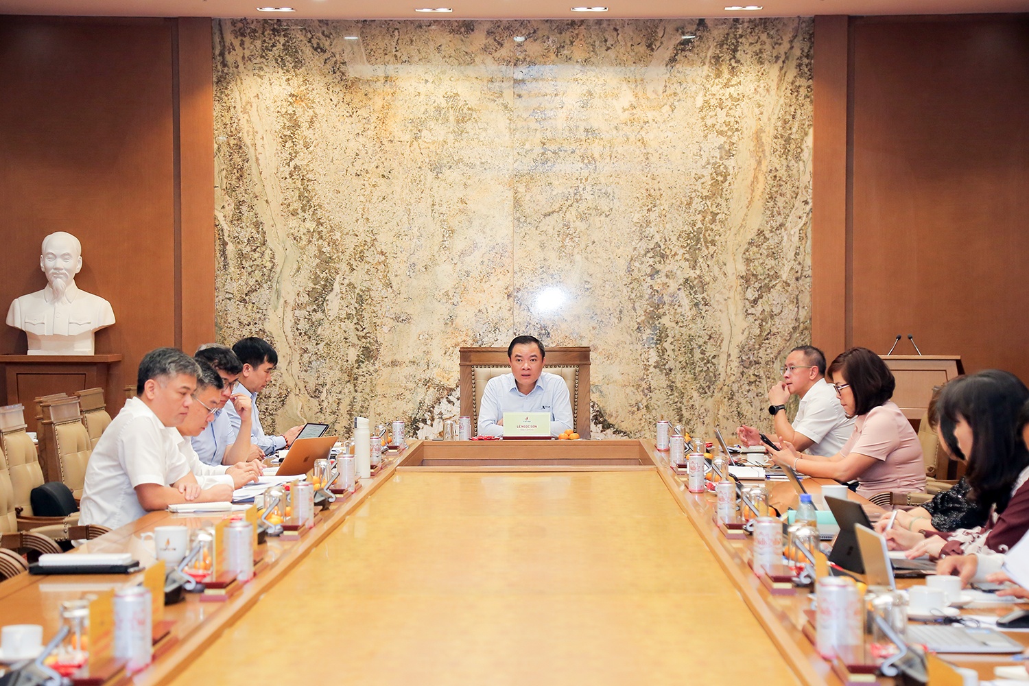 Petrovietnam phấn đấu hoàn thành cao nhất các chỉ tiêu kế hoạch năm 2024 Petrovietnam phấn đấu hoàn thành cao nhất các chỉ tiêu kế hoạch năm 2024