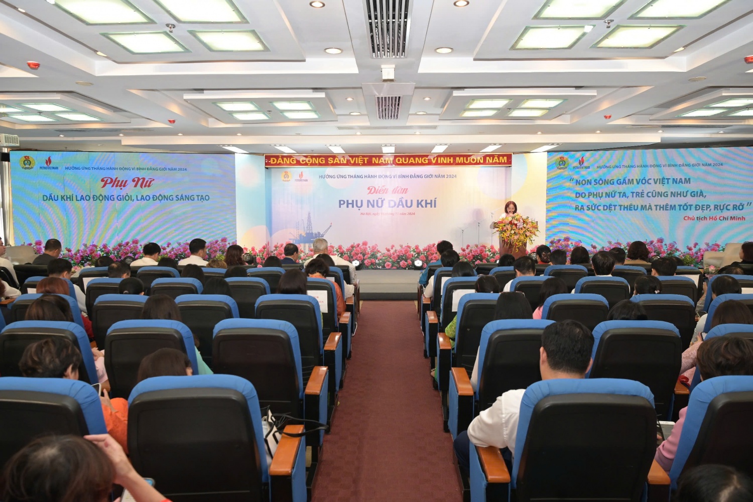 Tập đoàn và CĐ DKVN tổ chức Hội nghị Vì sự tiến bộ Phụ nữ và công tác Nữ công năm 2024 Tập đoàn và CĐ DKVN tổ chức Hội nghị Vì sự tiến bộ Phụ nữ và công tác Nữ công năm 2024