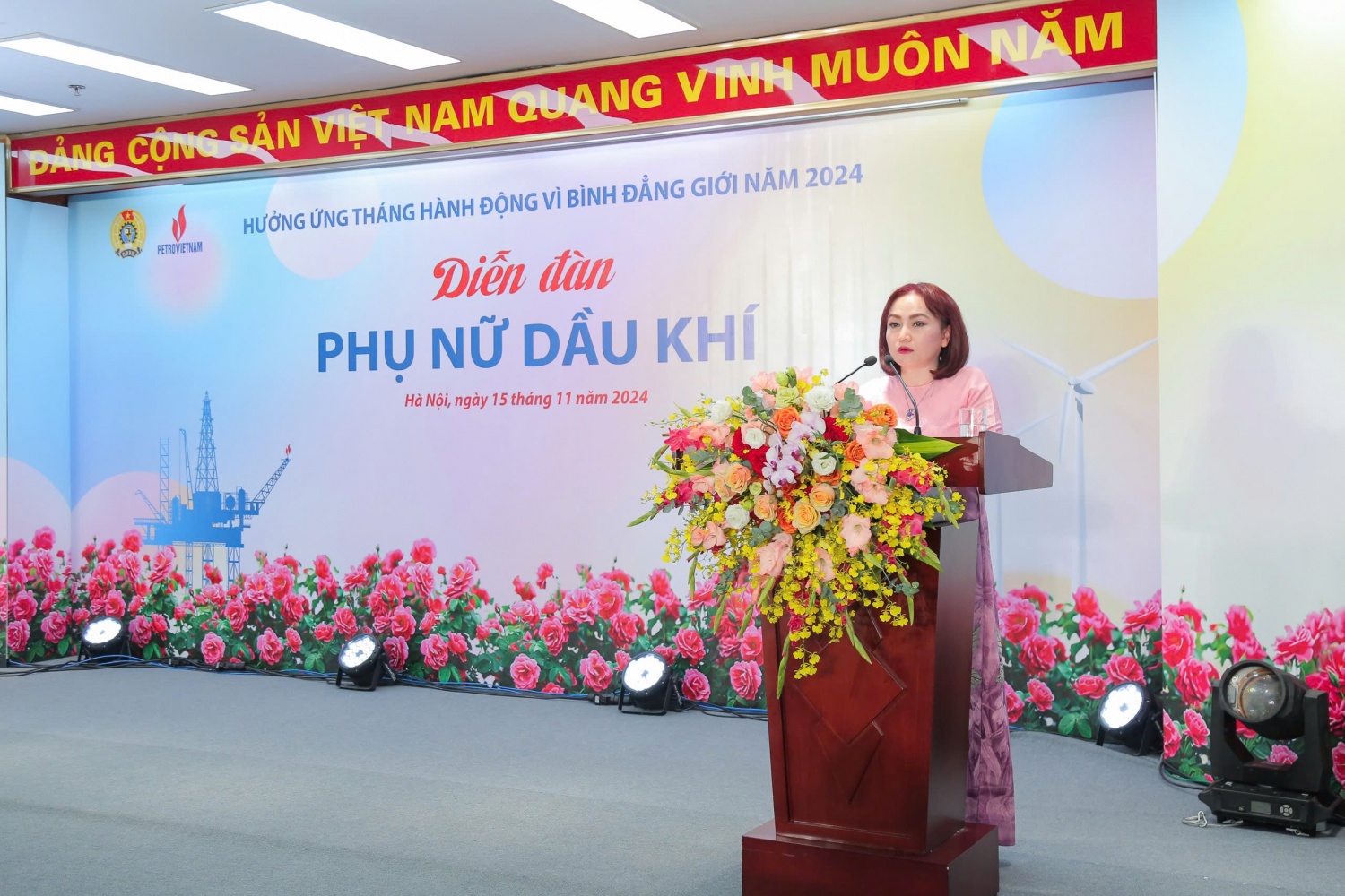 Tập đoàn và CĐ DKVN tổ chức Hội nghị Vì sự tiến bộ Phụ nữ và công tác Nữ công năm 2024 Tập đoàn và CĐ DKVN tổ chức Hội nghị Vì sự tiến bộ Phụ nữ và công tác Nữ công năm 2024