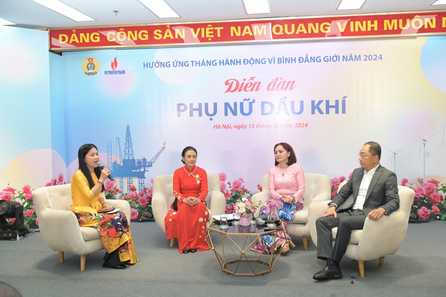 CĐ DKVN tổ chức Hội nghị Vì sự tiến bộ Phụ nữ và công tác Nữ công năm 2024 CĐ DKVN tổ chức Hội nghị Vì sự tiến bộ Phụ nữ và công tác Nữ công năm 2024