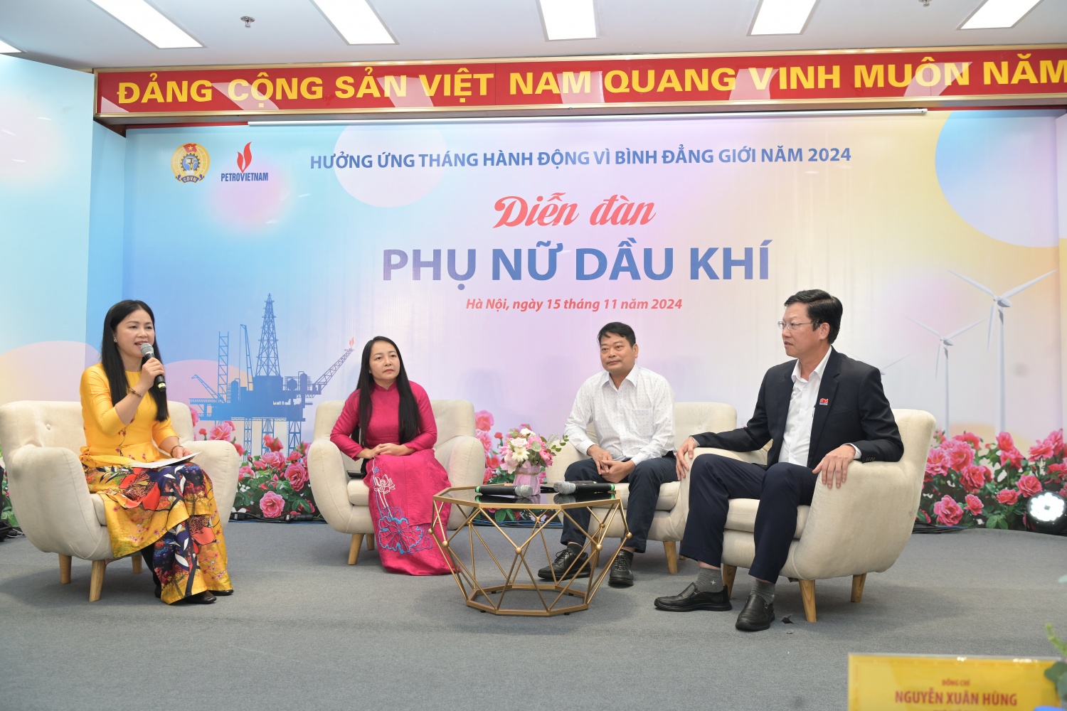 CĐ DKVN tổ chức Hội nghị Vì sự tiến bộ Phụ nữ và công tác Nữ công năm 2024 CĐ DKVN tổ chức Hội nghị Vì sự tiến bộ Phụ nữ và công tác Nữ công năm 2024
