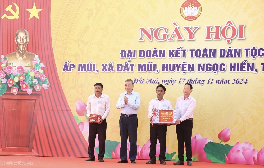 Tổng Bí thư Tô Lâm dự Ngày hội Đại đoàn kết toàn dân tộc tại Đất Mũi Nhiều hoạt động ý nghĩa của Tổng Bí thư Tô Lâm tại Đất Mũi