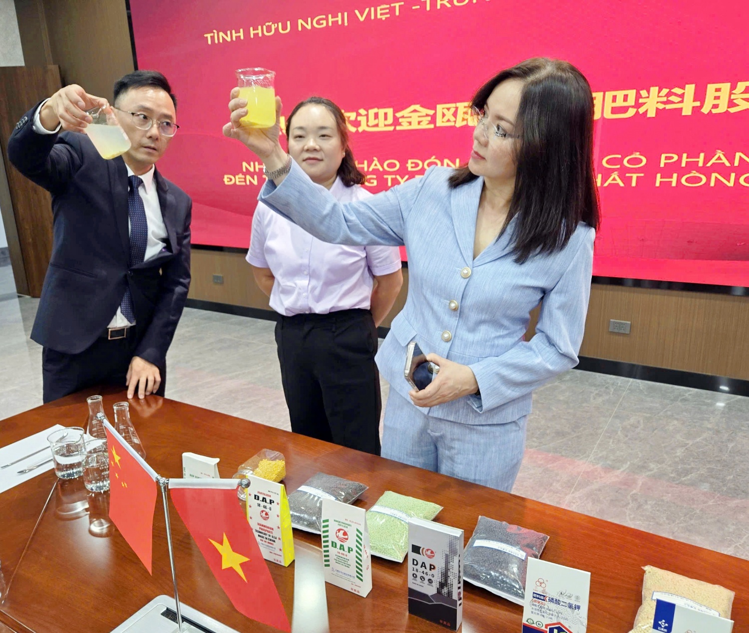 Thêm một nguồn cung cấp DAP chất lượng cao, cung ứng ổn định cho nông dân Việt Nam Thêm một nguồn cung cấp DAP chất lượng cao, cung ứng ổn định cho nông dân Việt Nam 1
