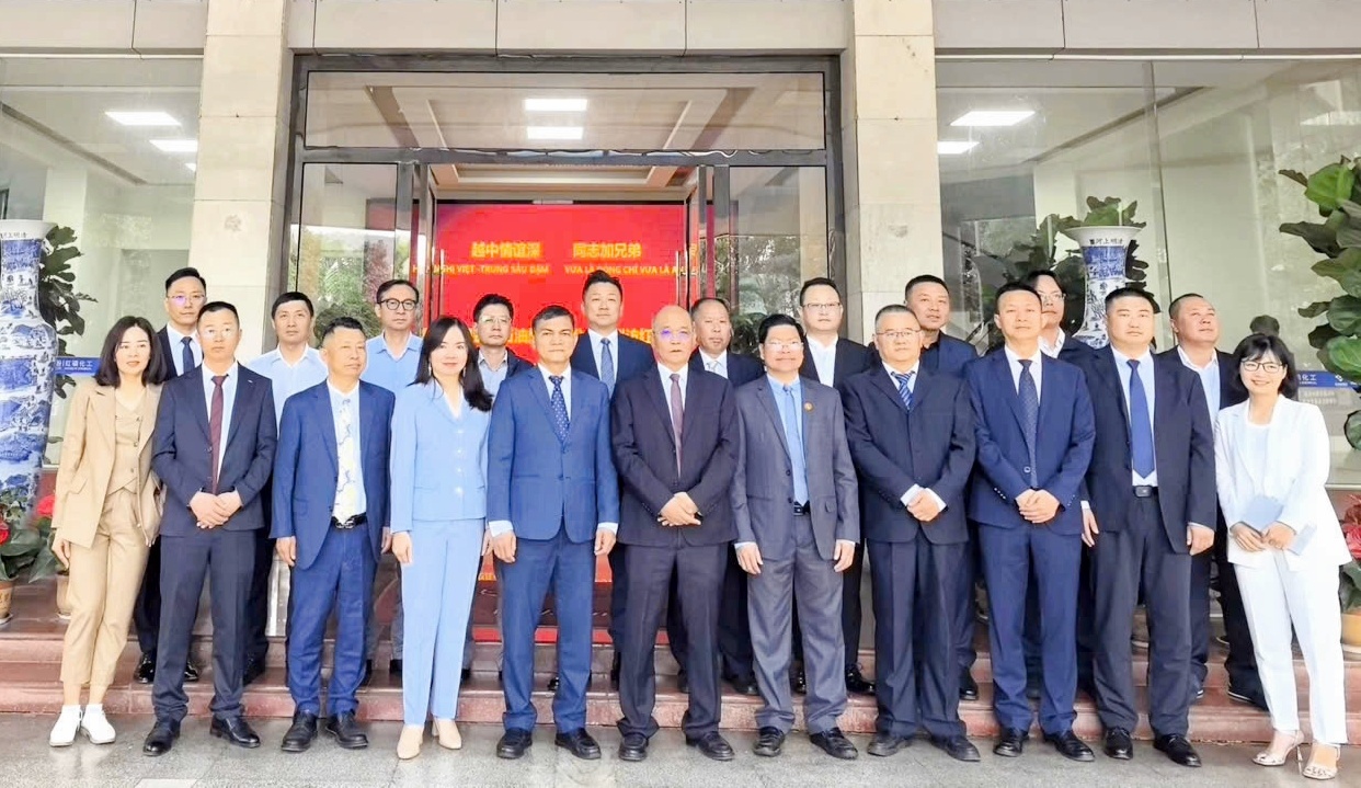 Thêm một nguồn cung cấp DAP chất lượng cao, cung ứng ổn định cho nông dân Việt Nam Thêm một nguồn cung cấp DAP chất lượng cao, cung ứng ổn định cho nông dân Việt Nam 4