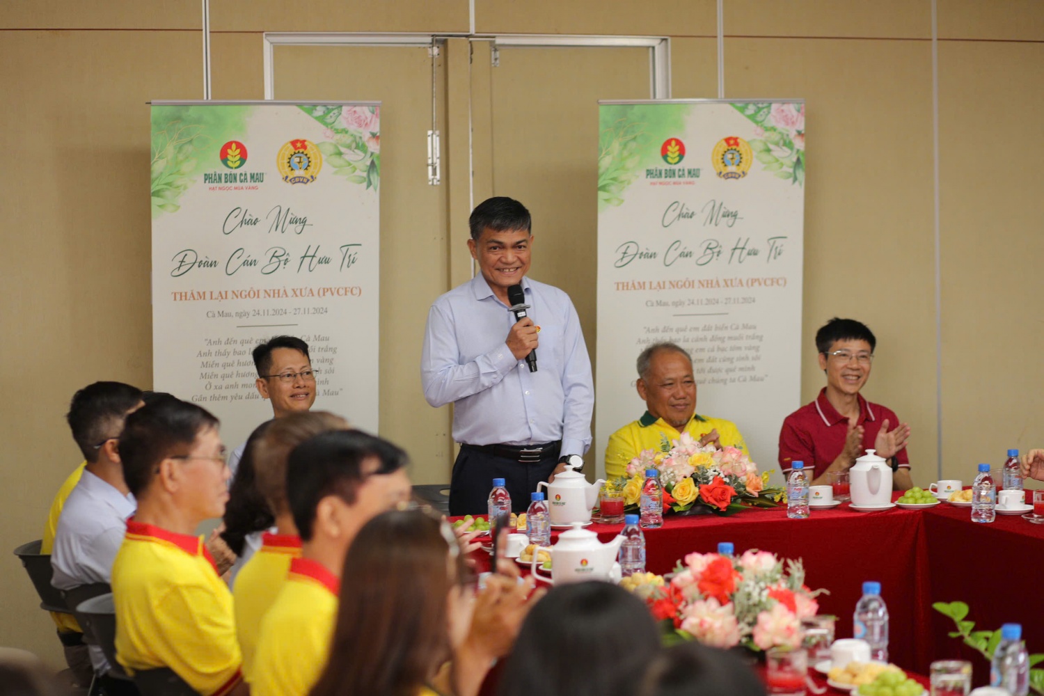 Phân bón Cà Mau tri ân CBCNV hưu trí Phân bón Cà Mau tri ân CBCNV hưu trí từng công tác tại công ty