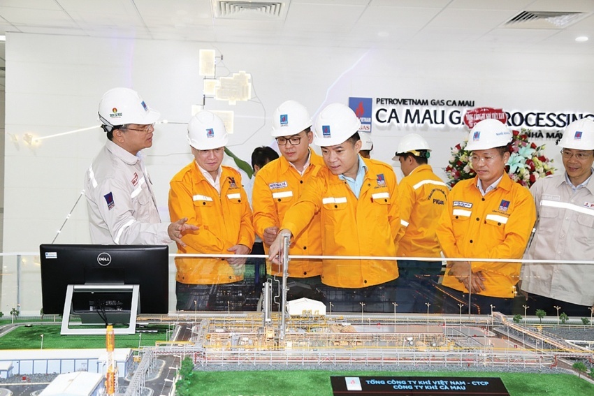 Tổng Giám đốc Petrovietnam Lê Ngọc Sơn khảo sát hoạt động tại các đơn vị Tổng Giám đốc Petrovietnam Lê Ngọc Sơn khảo sát hoạt động tại các đơn vị