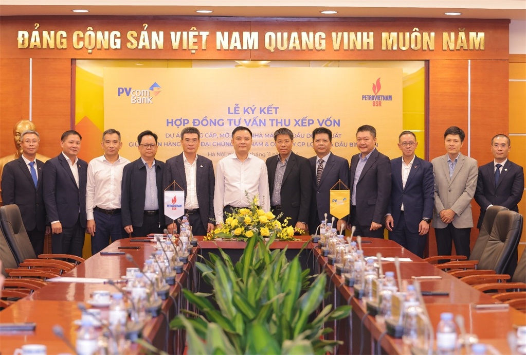 Lễ ký kết của 2 đơn vị được thực hiện dưới sự chứng kiến của Lãnh đạo Tập đoàn Dầu khí Việt Nam. Lễ ký kết của 2 đơn vị được thực hiện dưới sự chứng kiến của Lãnh đạo Tập đoàn Dầu khí Việt Nam.