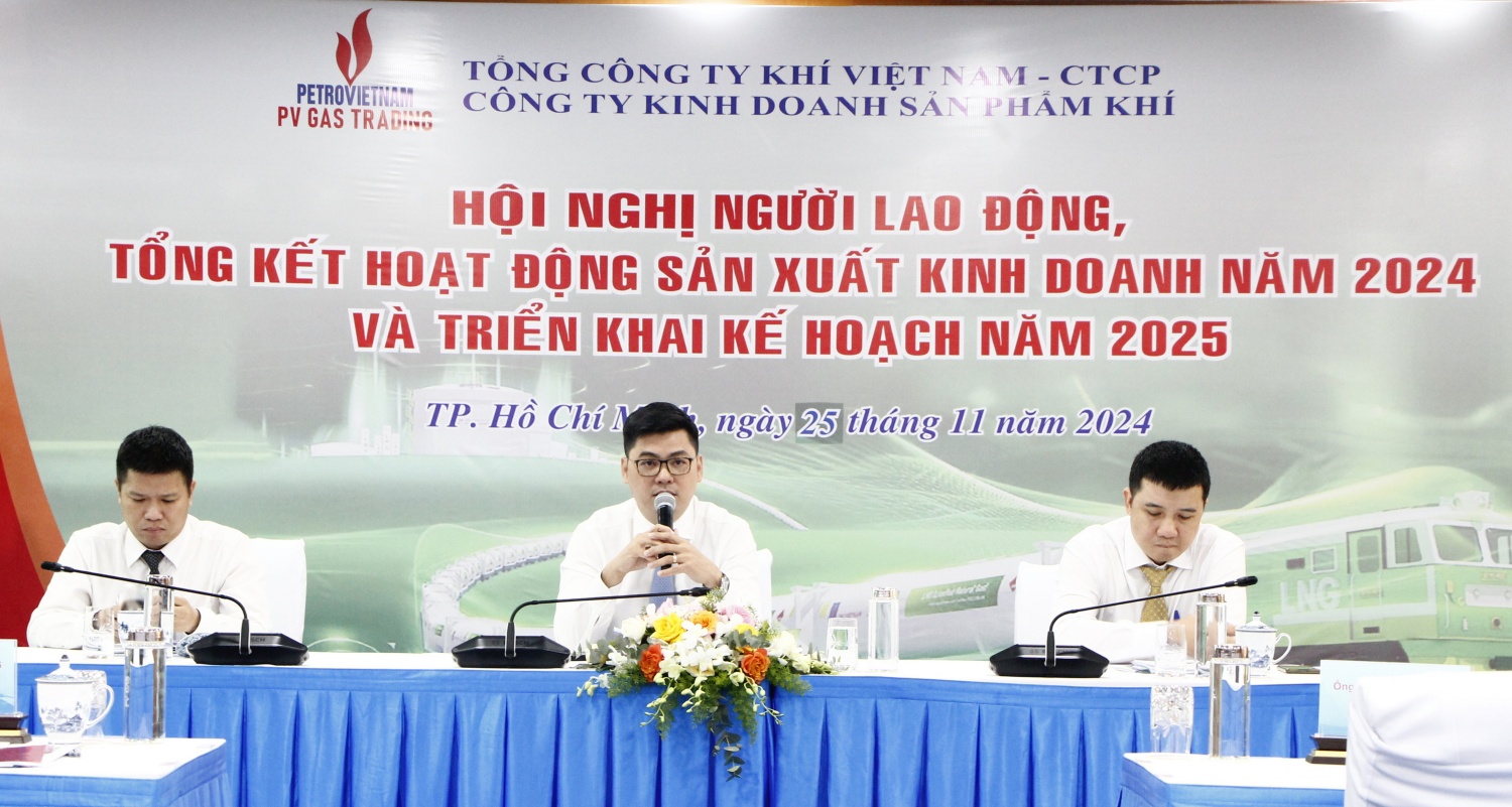 Ông Nguyễn Phúc Tuệ điều hành Hội nghị Ông Nguyễn Phúc Tuệ điều hành Hội nghị