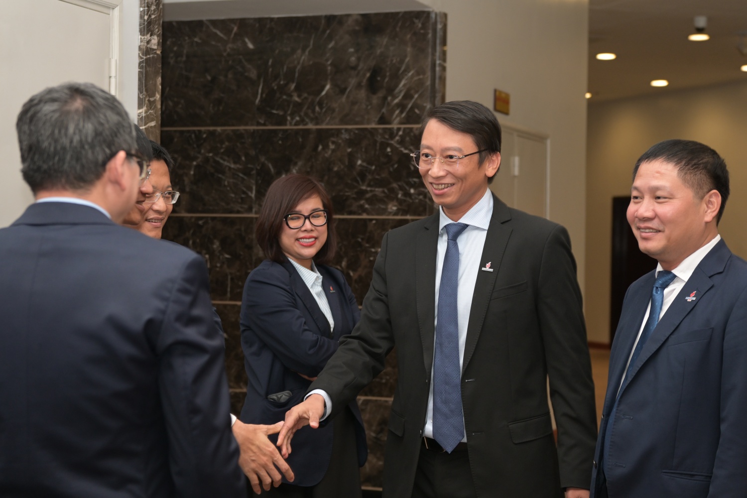Petrovietnam gặp mặt kỷ niệm 63 năm ngày truyền thống ngành Dầu khí Việt Nam Petrovietnam gặp mặt kỷ niệm 63 năm ngày truyền thống ngành Dầu khí Việt Nam