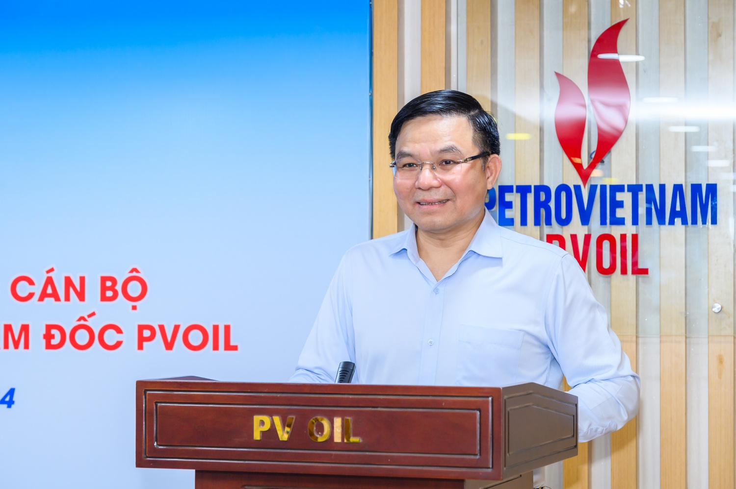Đ/c Lê Mạnh Hùng - Bí thư Đảng ủy, Chủ tịch HĐTV PVN phát biểu tại Lễ công bố và trao quyết định Đ/c Lê Mạnh Hùng - Bí thư Đảng ủy, Chủ tịch HĐTV PVN phát biểu tại Lễ công bố và trao quyết định