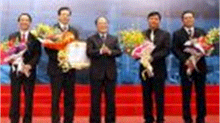 Petrovietnam được tặng thưởng Huân chương Lao động hạng Nhất