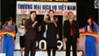 PVFC nhận giải thưởng “Thương mại - Dịch vụ Việt Nam 2009”    do Bộ Công Thương trao tặng